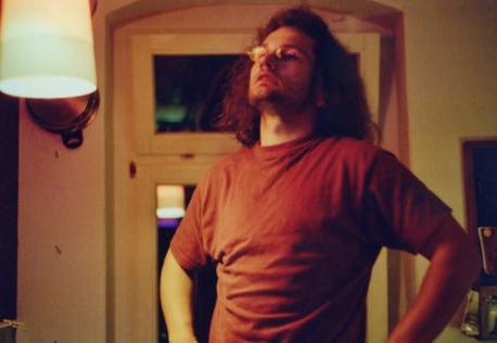 gregor blode pose sinnloser blick